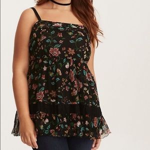 NWT Torrid floral print babydoll ruffle top sz 00x